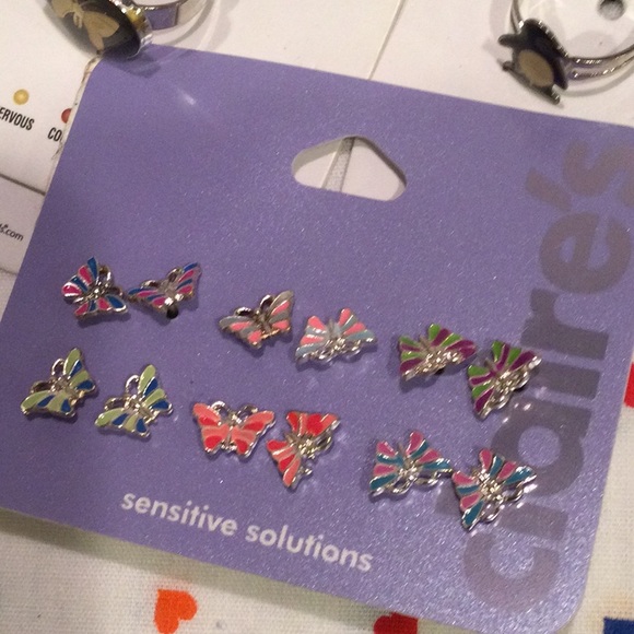 18 pieces little girls jewelry. Unicorn necklaces, mood rings, bracelets, more.. - Picture 5 of 7